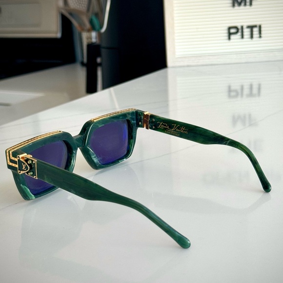 Louis Vuitton 1.1 Millionaires Sunglasses - Green Marble - Picture 3 of 3